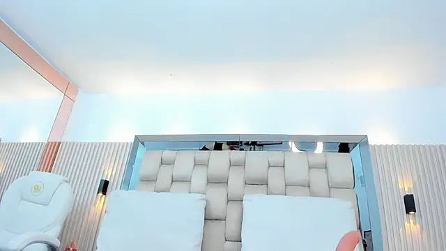 Dalia-Prada online show from November 28, 2025, 11:18 pm