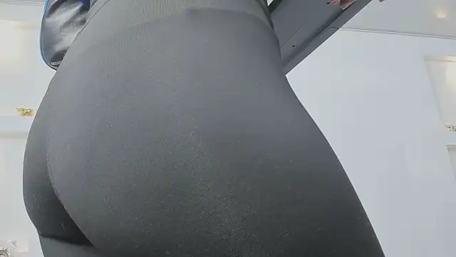 Dalia-Prada online show from March 24, 2026, 4:06 am