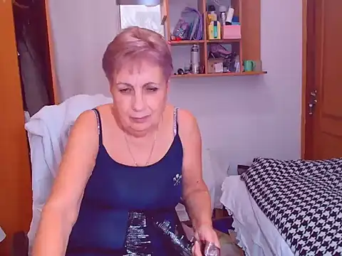 Victoria5643 online show from December 23, 2024, 10:23 pm