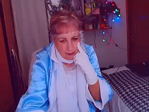 Victoria5643 online show from January 13, 2025, 7:31 pm