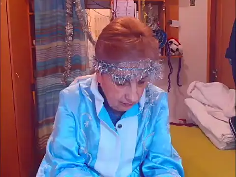 Victoria5643 online show from January 11, 2026, 2:22 pm