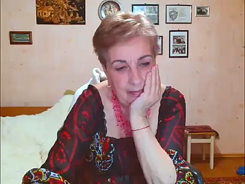 Victoria5643 online show from March 8, 2026, 7:17 pm