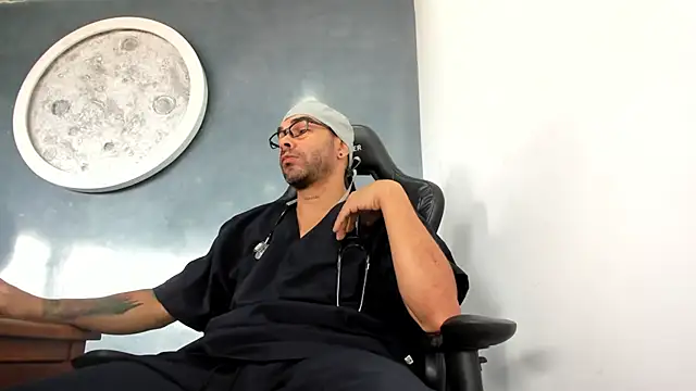 Bryan Bronx online show from October 7, 2025, 2:47 pm