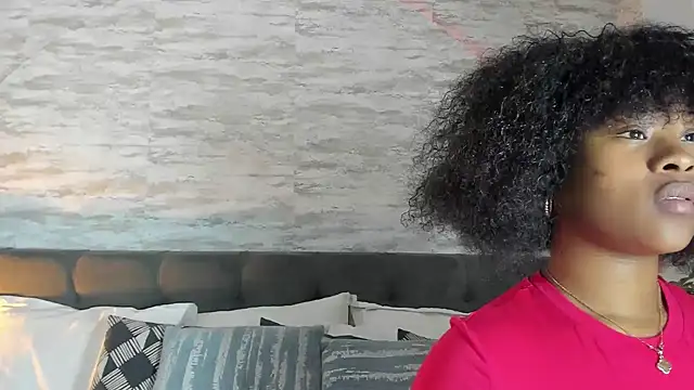 Anneth  M online show from November 21, 2025, 7:45 pm