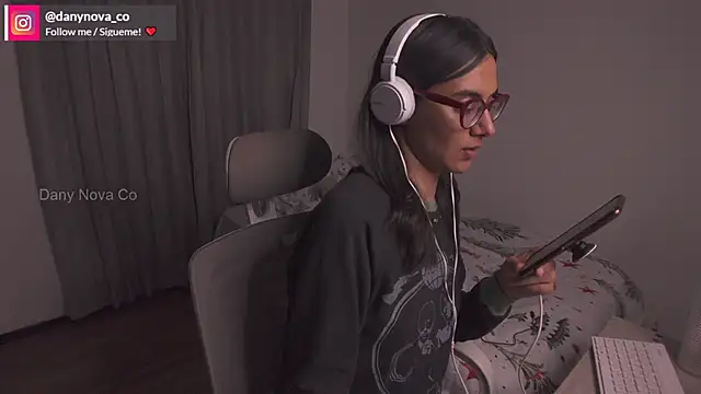 DanyNova Co online show from December 31, 2024, 12:00 am