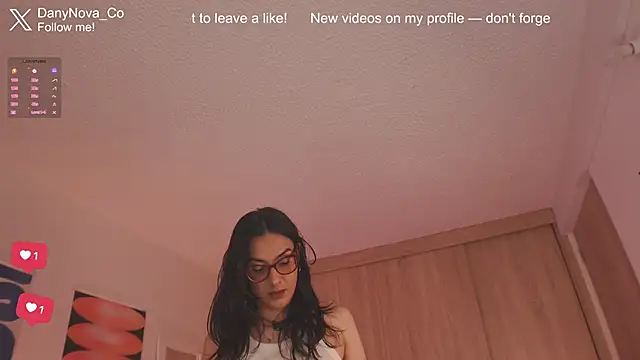 Snapshot of DanyNova_Co chatting on June 9, 2026, 9:04 pm DanyNova Co online show from June 9, 2026, 9:04 pm