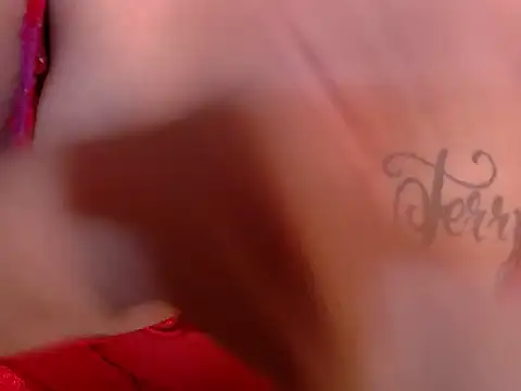 Snapshot of chanel_love chatting on November 10, 2025, 10:14 am chanel love online show from November 10, 2025, 10:14 am