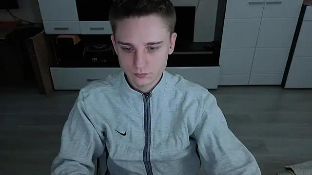 angryzan online show from November 18, 2025, 5:45 am