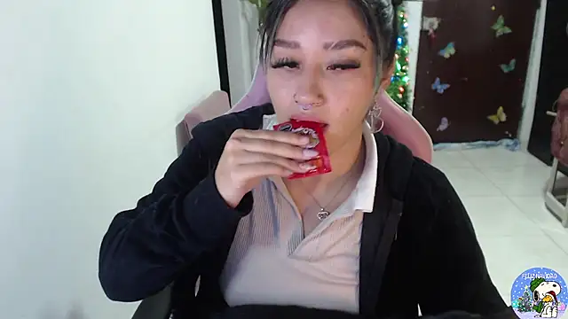 littleangel1 m online show from December 22, 2025, 12:40 am