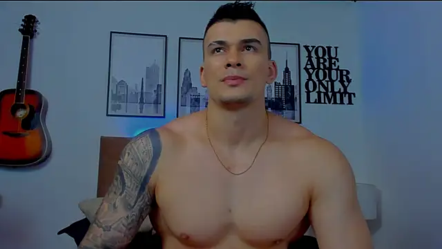 Snapshot of seancarreraa chatting on January 8, 2025, 9:01 pm seancarreraa online show from January 8, 2025, 9:01 pm