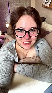 lily noris online show from August 4, 2026, 7:55 am