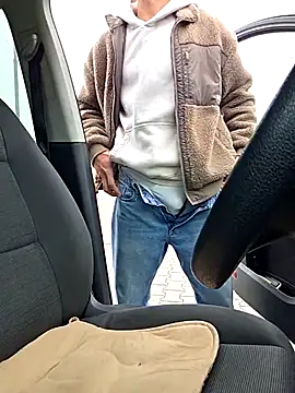 Zeefy online show from November 5, 2025, 8:25 am