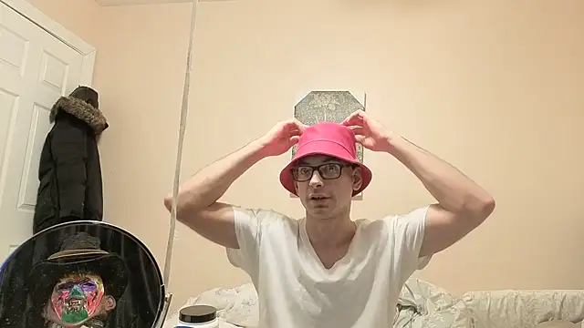 Snapshot of hailzeffn chatting on February 10, 2026, 8:24 pm hailzeffn online show from February 10, 2026, 8:24 pm