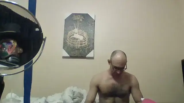 hailzeffn online show from May 19, 2026, 5:03 am