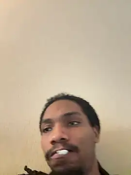 Snapshot of titibread23 chatting on March 26, 2026, 10:59 pm titibread23 online show from March 26, 2026, 10:59 pm