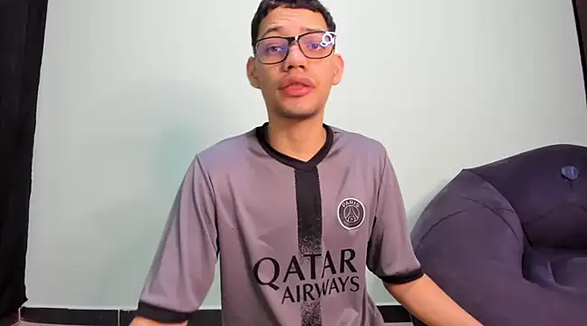 Diego-Monsalve online show from January 24, 2025, 2:18 am