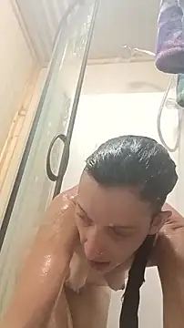 whitetrashdirtyslut online show from December 20, 2025, 9:11 pm