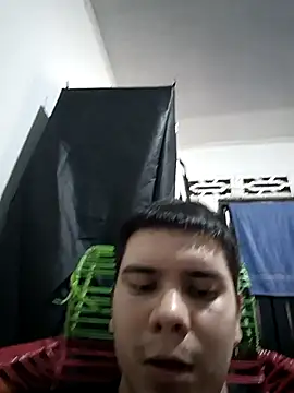 Snapshot of juanalge26 chatting on February 9, 2026, 6:12 pm juanalge26 online show from February 9, 2026, 6:12 pm