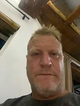 Snapshot of sexycouple109 chatting on January 18, 2025, 8:19 pm sexycouple109 online show from January 18, 2025, 8:19 pm