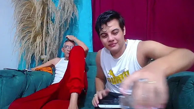 Leon hot X online show from January 5, 2025, 4:04 am