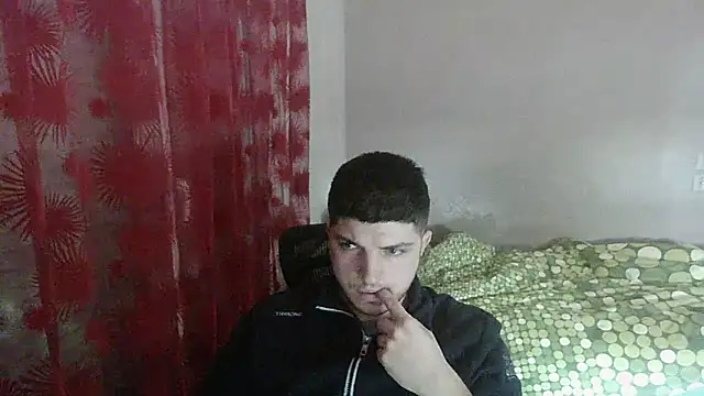 Snapshot of BoiWhore chatting on February 17, 2026, 11:07 am BoiWhore online show from February 17, 2026, 11:07 am