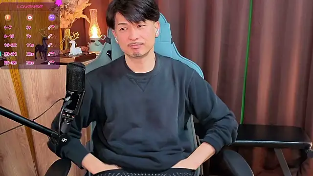 HARU-outdoor-x online show from November 30, 2025, 2:21 pm