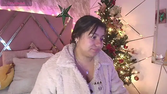 Snapshot of Miaa_Smiith1 chatting on December 27, 2024, 11:39 am Miaa Smiith1 online show from December 27, 2024, 11:39 am