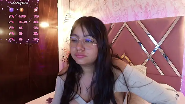 Snapshot of Miaa_Smiith1 chatting on February 15, 2025, 12:11 pm Miaa Smiith1 online show from February 15, 2025, 12:11 pm