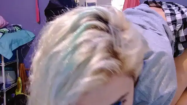 Snapshot of watermellonpussy chatting on November 21, 2025, 4:49 pm watermellonpussy online show from November 21, 2025, 4:49 pm