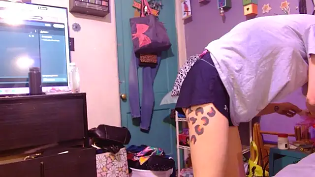 Snapshot of watermellonpussy chatting on November 27, 2025, 4:25 am watermellonpussy online show from November 27, 2025, 4:25 am