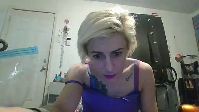 watermellonpussy online show from May 20, 2026, 9:37 am