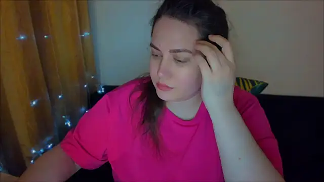 Snapshot of _madalexa_ chatting on December 9, 2024, 5:30 pm madalexa online show from December 9, 2024, 5:30 pm