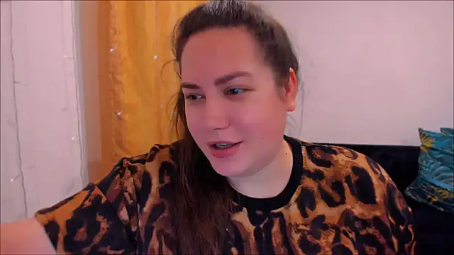 Snapshot of _madalexa_ chatting on February 5, 2025, 2:05 pm madalexa online show from February 5, 2025, 2:05 pm