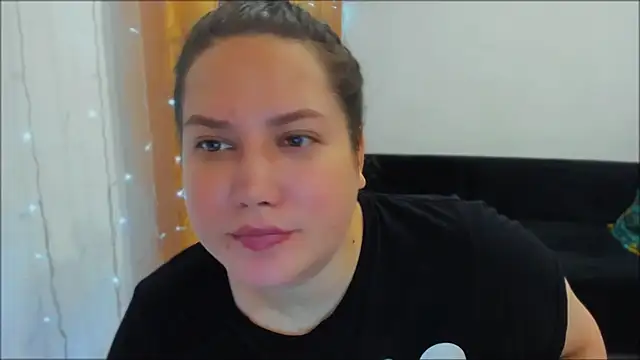 Snapshot of _madalexa_ chatting on October 15, 2025, 7:47 pm madalexa online show from October 15, 2025, 7:47 pm