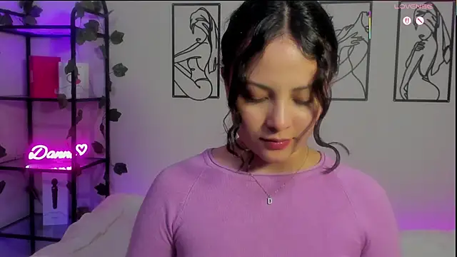 Megan Rodrigo online show from February 12, 2025, 11:09 pm