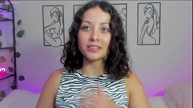 Megan Rodrigo online show from February 13, 2025, 11:04 pm