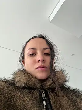 Megan Rodrigo online show from July 3, 2026, 4:46 pm