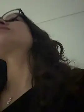 Megan Rodrigo online show from July 7, 2026, 7:23 am