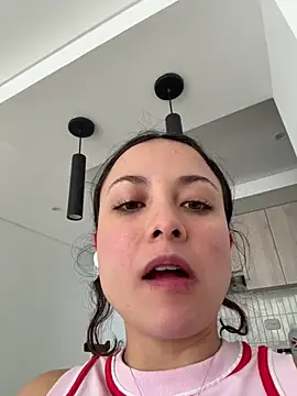 Megan Rodrigo online show from July 16, 2026, 4:13 pm
