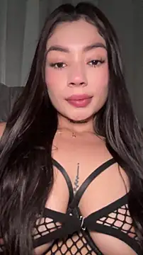 Roxanne 08 online show from April 1, 2026, 8:39 pm