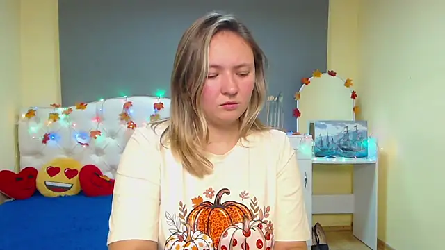 SallyVerda online show from November 12, 2025, 7:13 pm