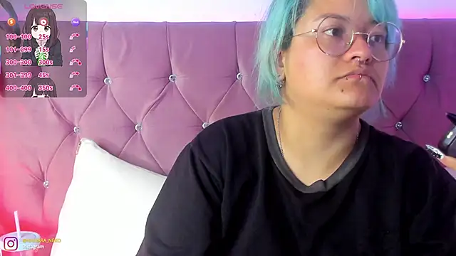 lucky-leah online show from March 21, 2025, 3:33 am