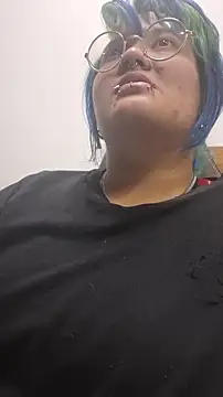 lucky-leah online show from February 3, 2026, 3:26 am