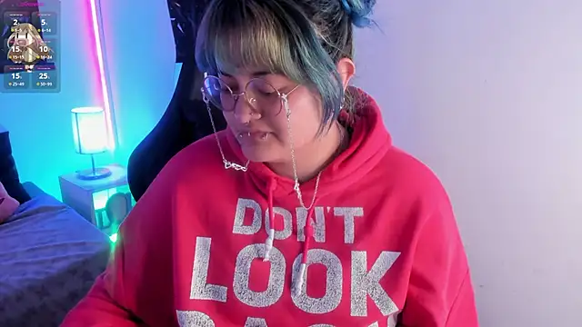 lucky-leah online show from March 20, 2026, 4:17 am