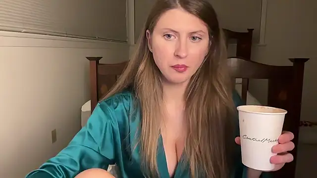 YUMIandbigWOLF online show from March 4, 2026, 2:39 am