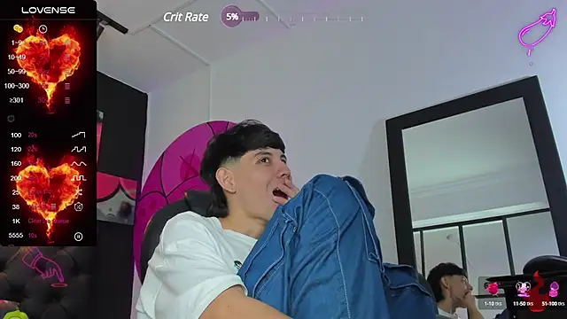 Santi delacruz online show from February 7, 2025, 10:09 pm