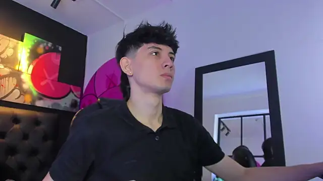 Santi delacruz online show from February 12, 2025, 1:48 pm