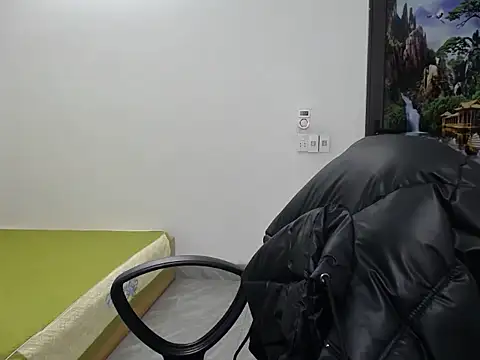 Love bug15 online show from January 21, 2025, 3:15 am