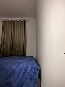 Snapshot of aya12aya chatting on February 4, 2026, 11:20 pm aya12aya online show from February 4, 2026, 11:20 pm