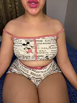 Snapshot of aya12aya chatting on February 5, 2026, 2:00 pm aya12aya online show from February 5, 2026, 2:00 pm